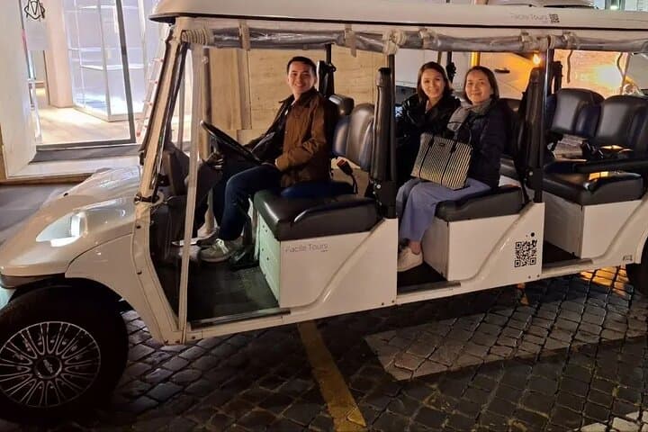 Rome Private Half-Day Tour with Option Golf Cart or Classic eFiat
