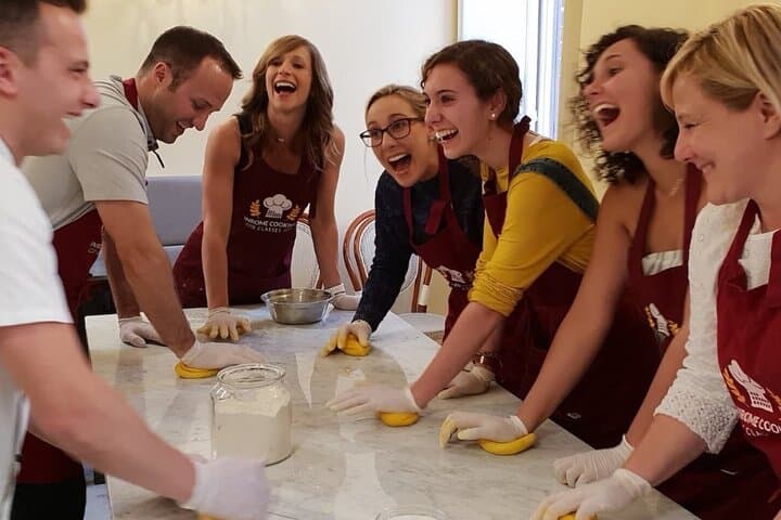Trastevere Food Tour with Pasta-Making Class