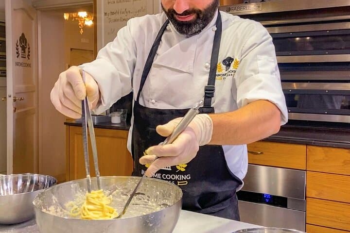 Trastevere Food Tour with Pasta-Making Class