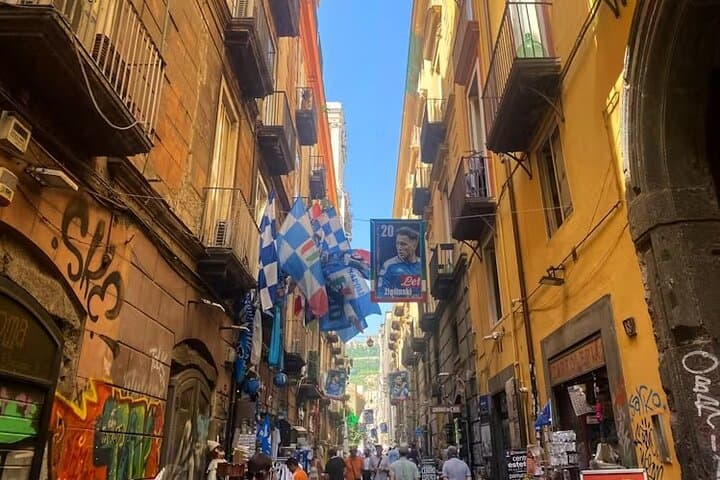 Naples Underground & Highlights Tour – Small Group Experience