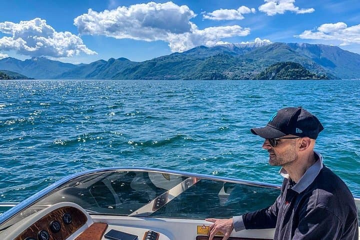 Private boat tour on Lake Como 2H