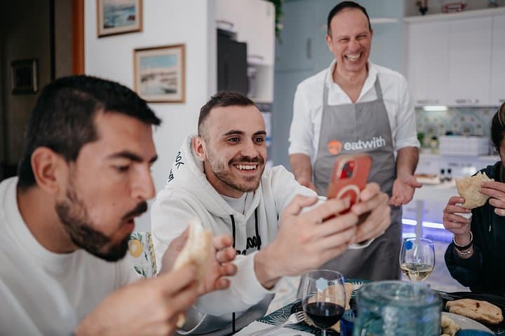 Make Neapolitan Pizza With A View Of Naples