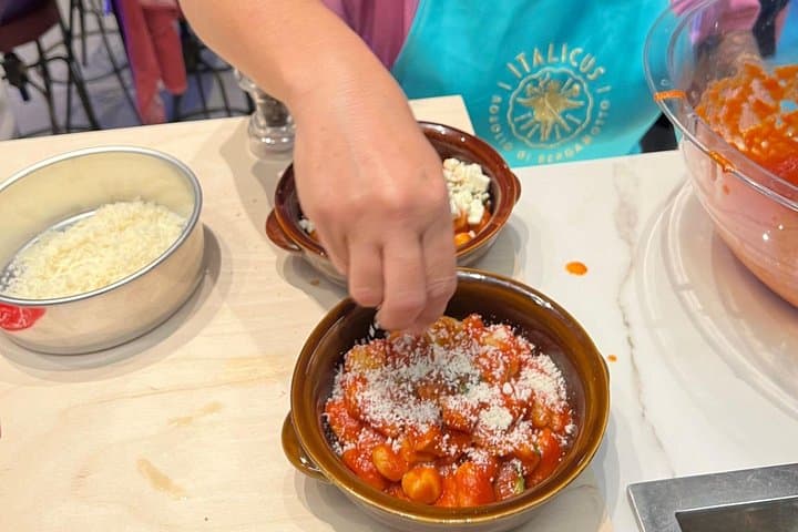 Nina's Sorrento Cooking Class: Enjoy Food, Music, and Free Wine
