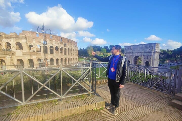 Rome: Guided Tour of the Roman Forum & Palatine Hill