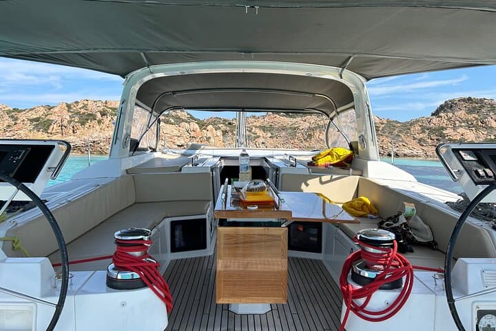 Sailing boat tour in the La Maddalena archipelago