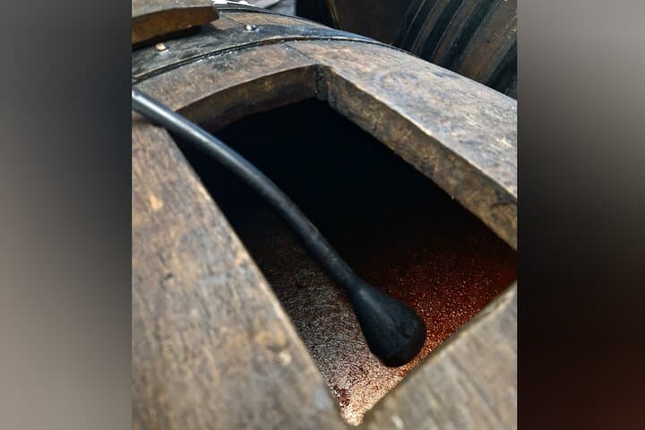 Modena: Visit and Gourmet Tasting of DOP and BIO Balsamic Vinegar