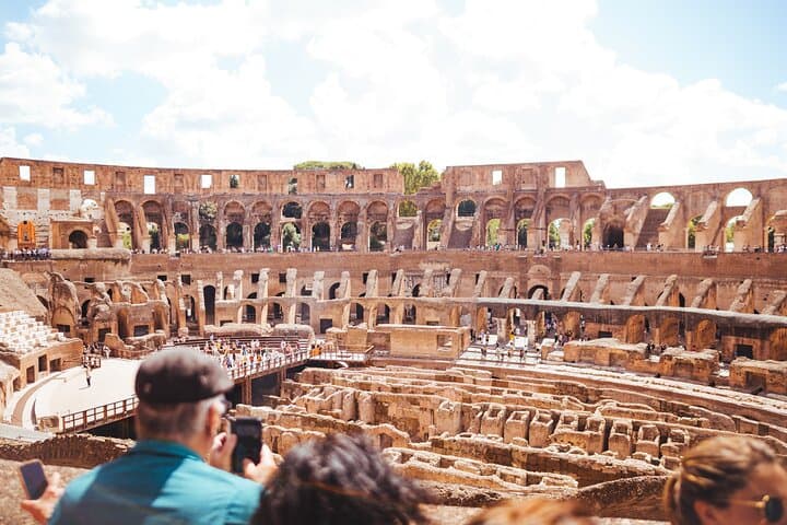 Early Morning Semi-Private Colosseum Express with Arena Access