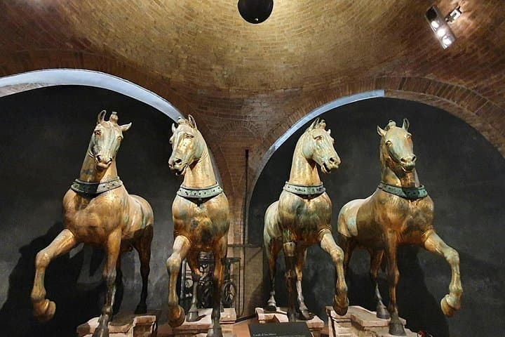 Private Guided Tour of Venice with St Mark's Basilica