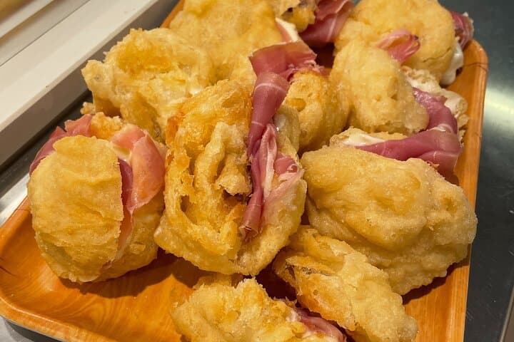 Florence Food and Wine Tasting Tour! Private with Local Expert