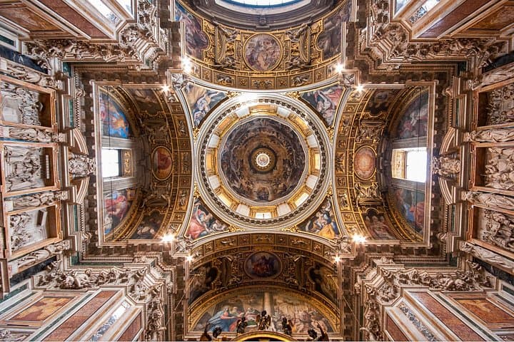 Hop-on Hop-off and Saint Mary Major with Audio Guide Option