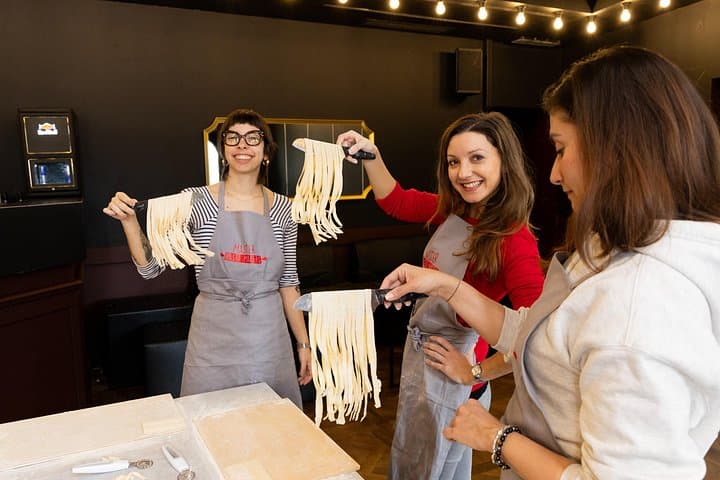 Masterclass: Spritz and Pasta Making Workshop in Rome