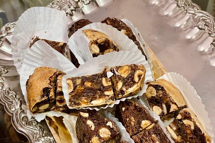 Rome: Trastevere Small Group Walking Food Tour