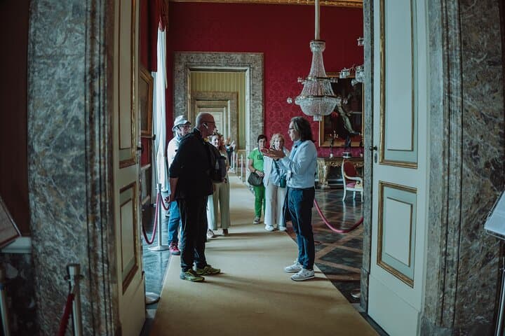 Royal Palace Of Caserta Small Group Tour