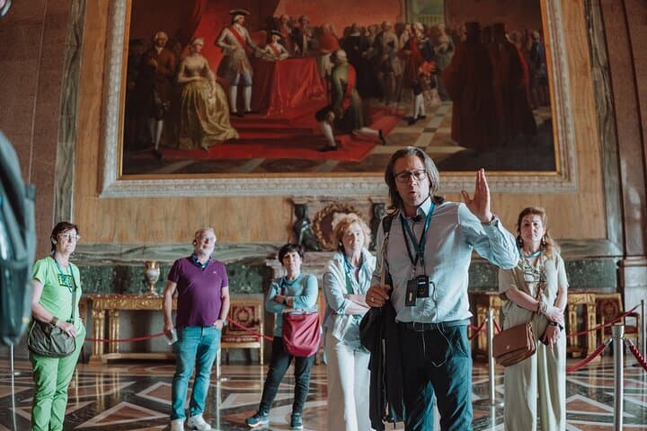 Royal Palace Of Caserta Small Group Tour