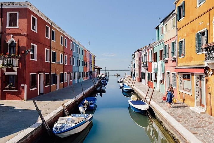 Venetian Islands Tour in Murano Burano and Torcello