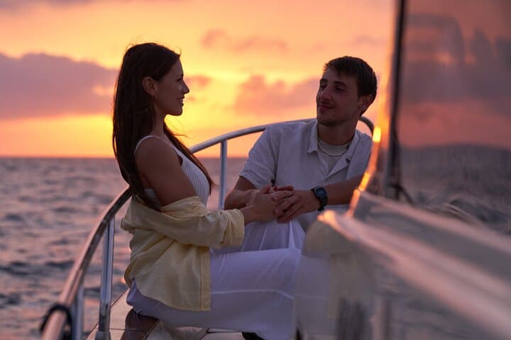 Sunset boat experience in Sorrento coast