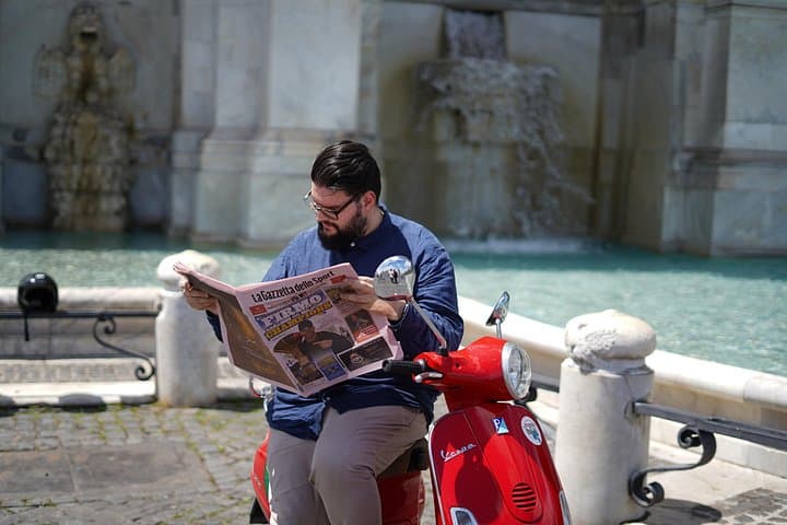 Vespa Scooter Tour in Rome with RomeIsMyLove Pro Photo Team