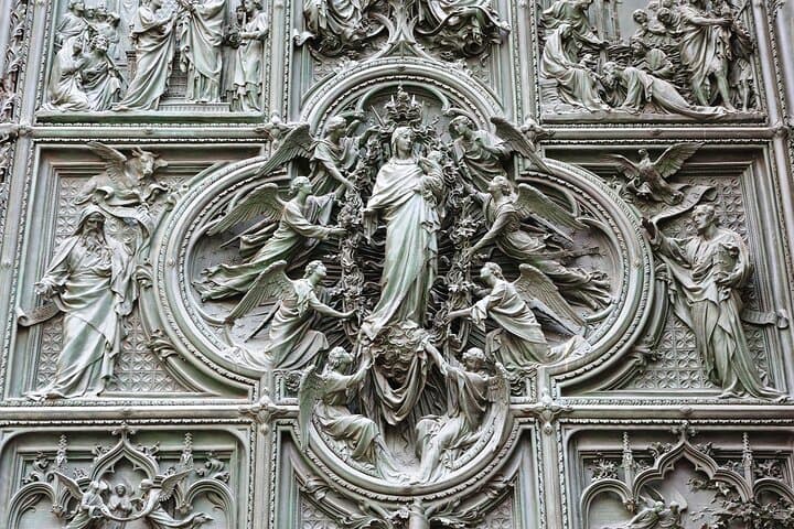 Milan Walking Tour with Audioguide on Your Smartphone