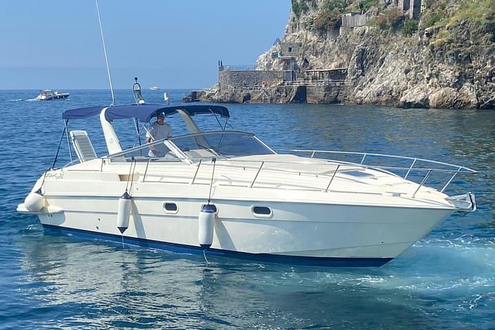 4-hour boat tour of the Amalfi Coast & Li Galli Islands
