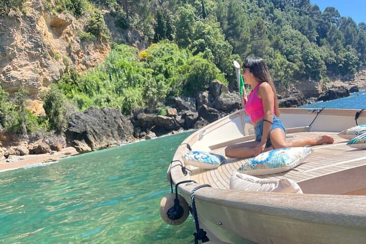 Guided Boat Tour of the Gulf of Poets