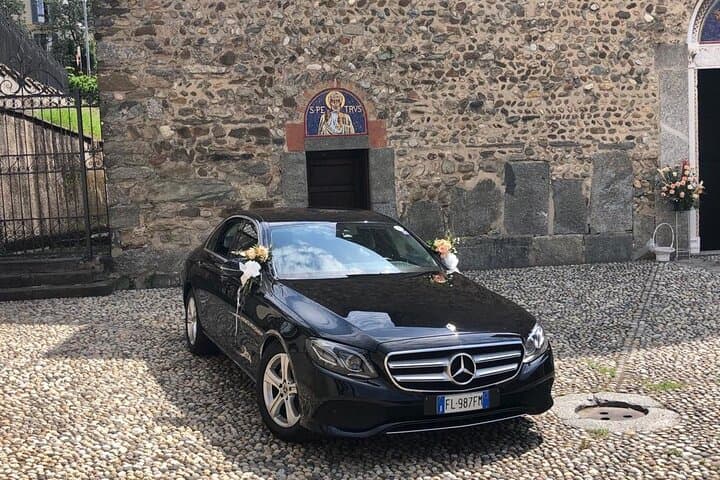 Milan Malpensa airport transfer to Como City Transfer sedan car
