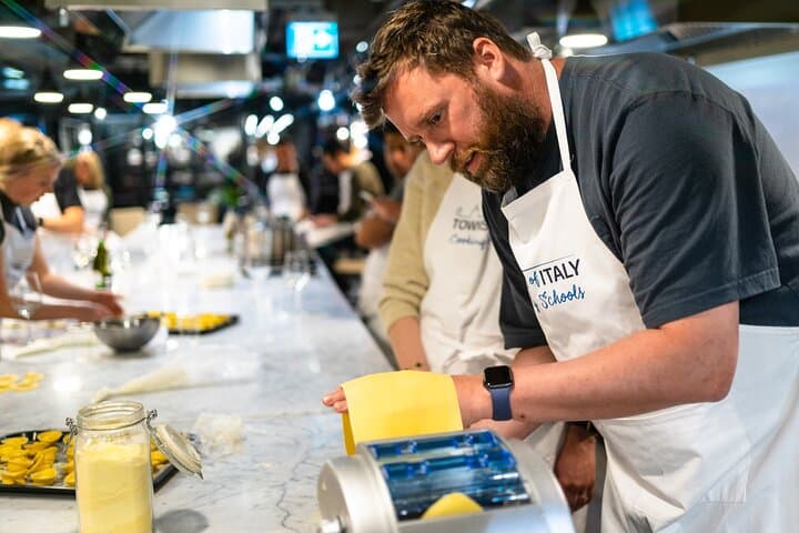 Rome Pasta or Pizza Cooking Class with Gelato & Wine
