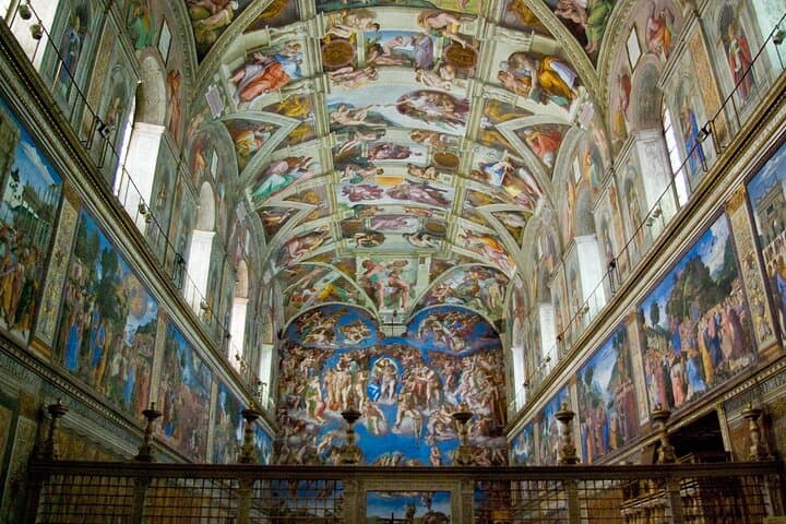 Guided Tour in Sistine Chapel and the Vatican + Ebook