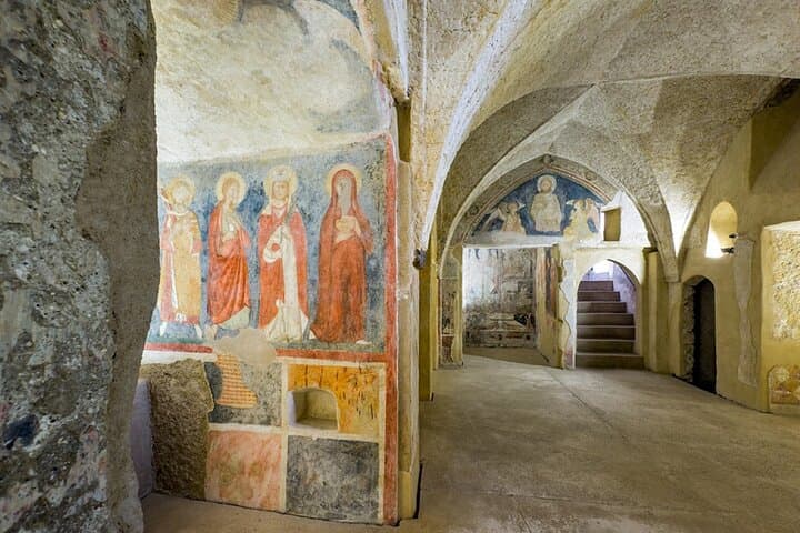 Aragonese Castle with Hydrofoil Transfer from Naples Ticket