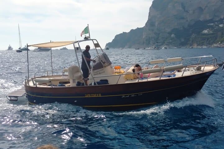 Private boat tour Capri Full day