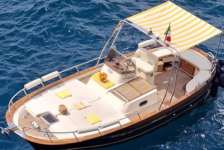 Private boat tour Capri Full day