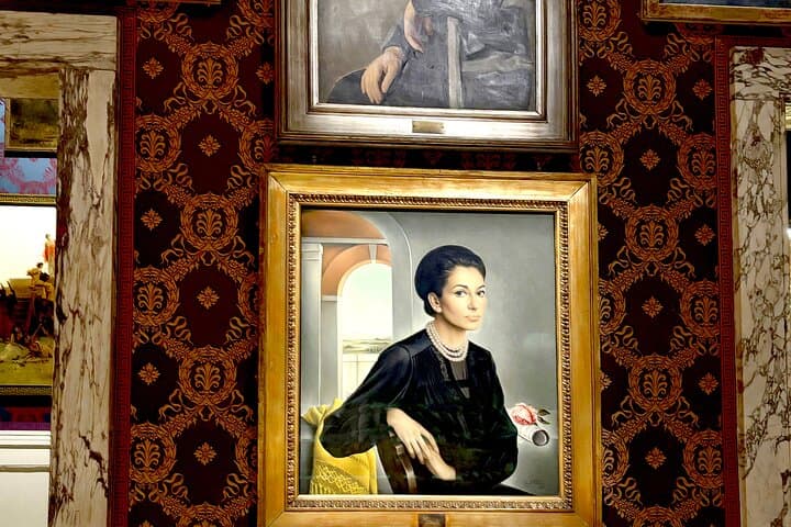 Gallery of Portraits and Busts