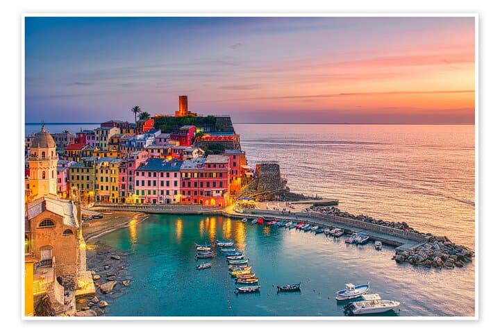 Cinque Terre Boat Tour with Aperitif