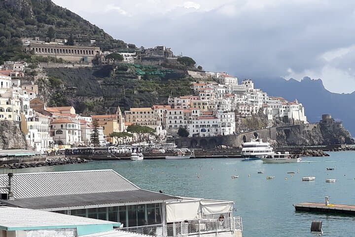 Amalfi : Private Transfer from Naples visit Pompeii