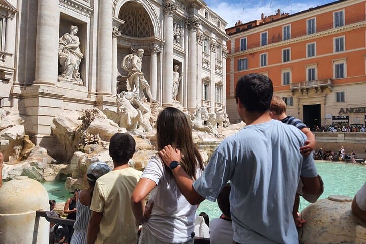 Rome 2-Day Sightseeing Tour with Trevi Fountain, Colosseum & More