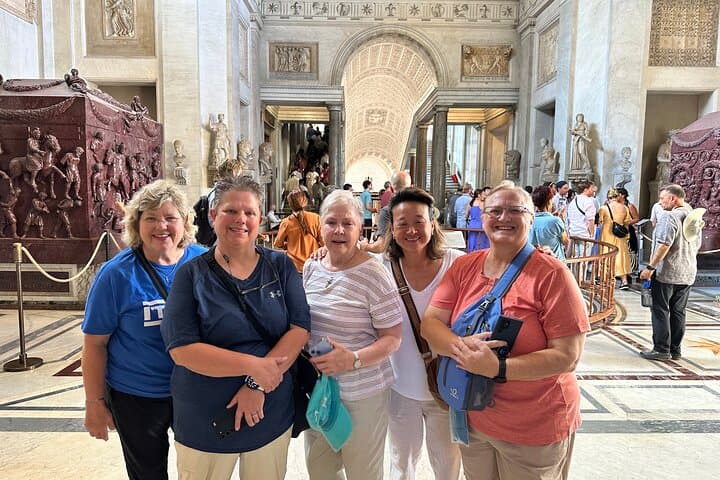 Rome 2-Day Sightseeing Tour with Trevi Fountain, Colosseum & More