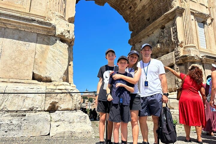 Rome 2-Day Sightseeing Tour with Trevi Fountain, Colosseum & More