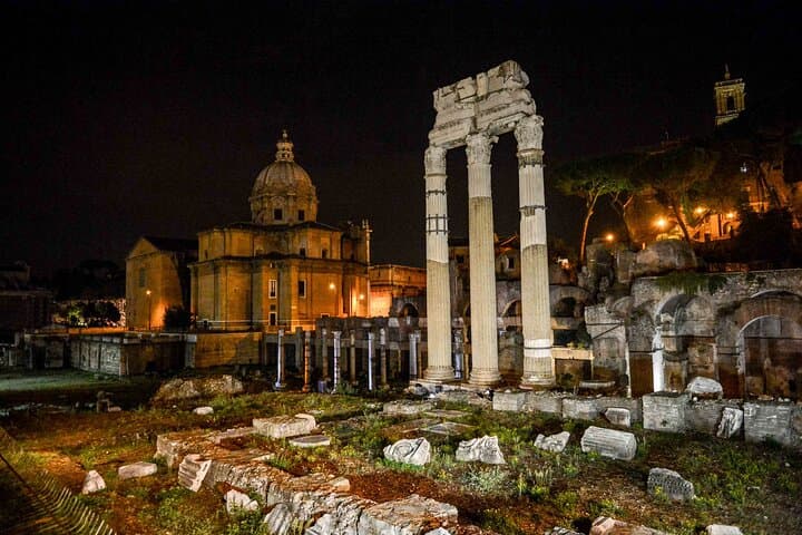 Rome Evening Tour with Private Driver and guide with Dinner
