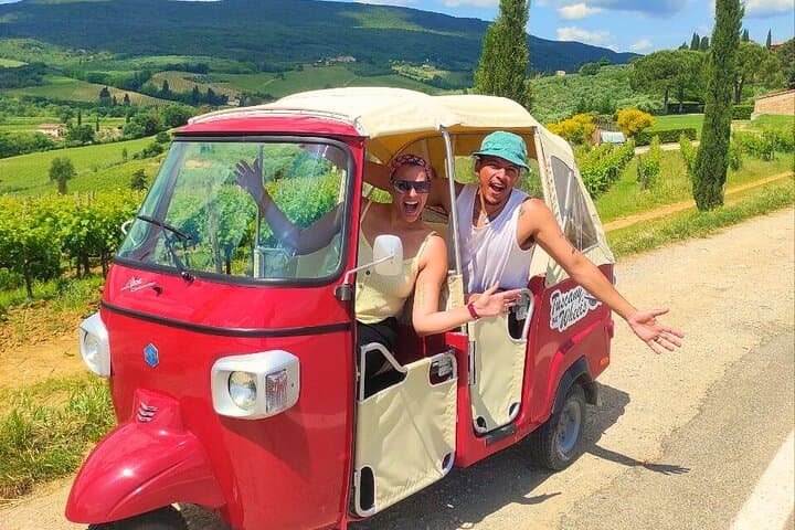 Fun experience on board of a Tuk Tuk