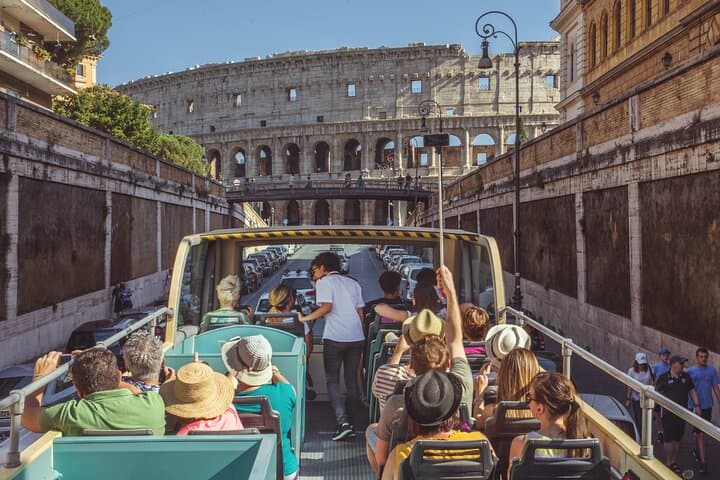 Stunning vistas of the Colosseum