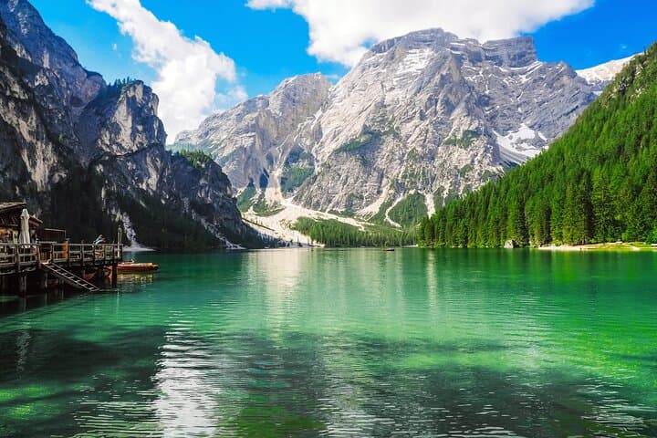 Private Hiking Tour to the Three Peaks, Lake Misurina and Braies
