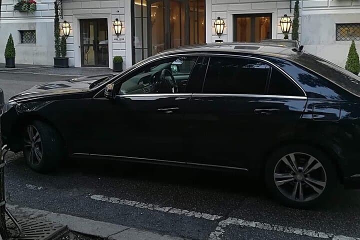 Private Car: Transfrer From Bari Airport to Lecce or Reverse