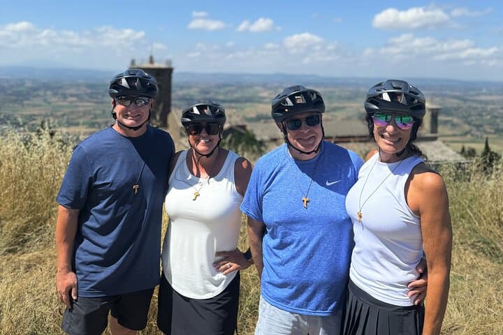 https://media-cdn.tripadvisor.com/media/attractions-splice-spp-720x480/13/2a/a1/cc.jpg