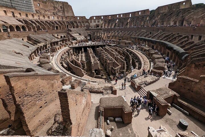 Colosseum and Roman Forum - Private tour