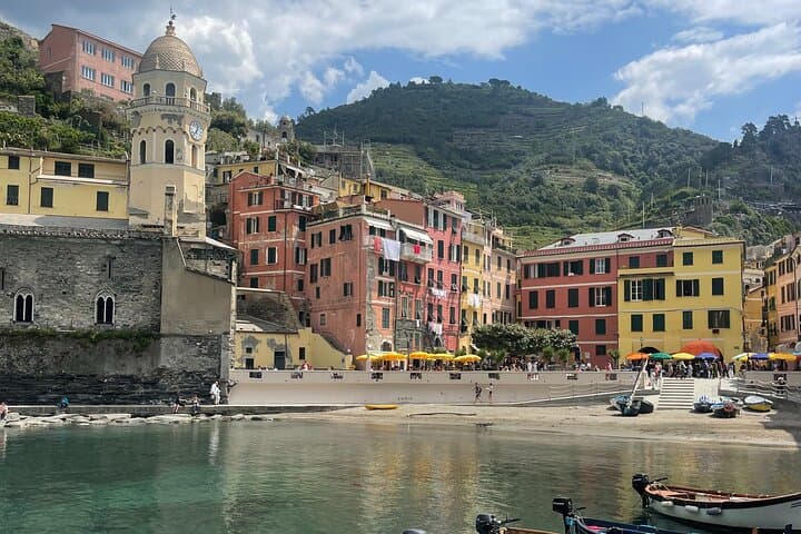 Vernazza port