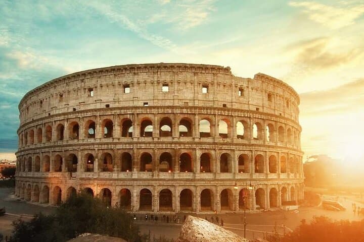 Colosseum Private tour without Roman and Platine