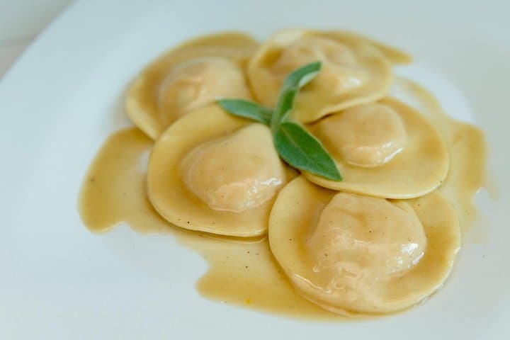 Pasta and Tiramisu Cooking Class in Milan + Wine