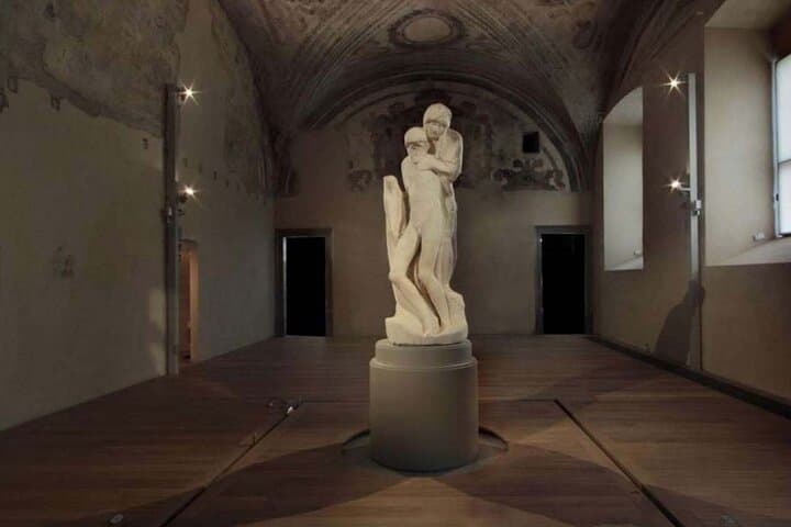 Explore Sforza Castle and Pietà Tour + eBook