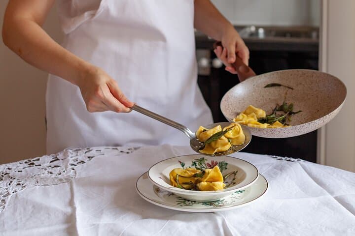 Bolognese Cooking Class with Margherita in the Historic Center