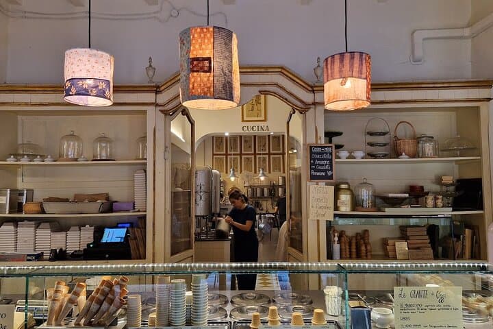 Gelato Crawl Tour Bologna: See Italy's Food Capital in a New Way