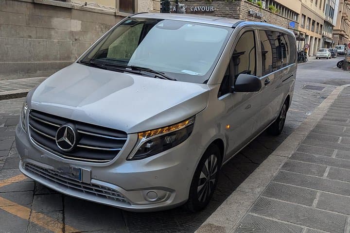 Positano: private transfer from Naples